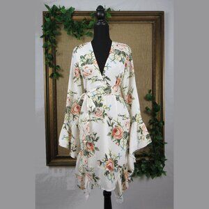 PrettyLittleThing Floral V-Neck Bell Cuff Long Sleeved Dress - NWOT